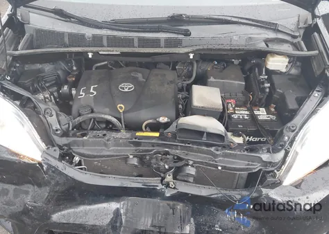 2017 Toyota Sienna Xle 8 Passenger из США, поврежденный, VIN 5TDYZ3DC5HS862427